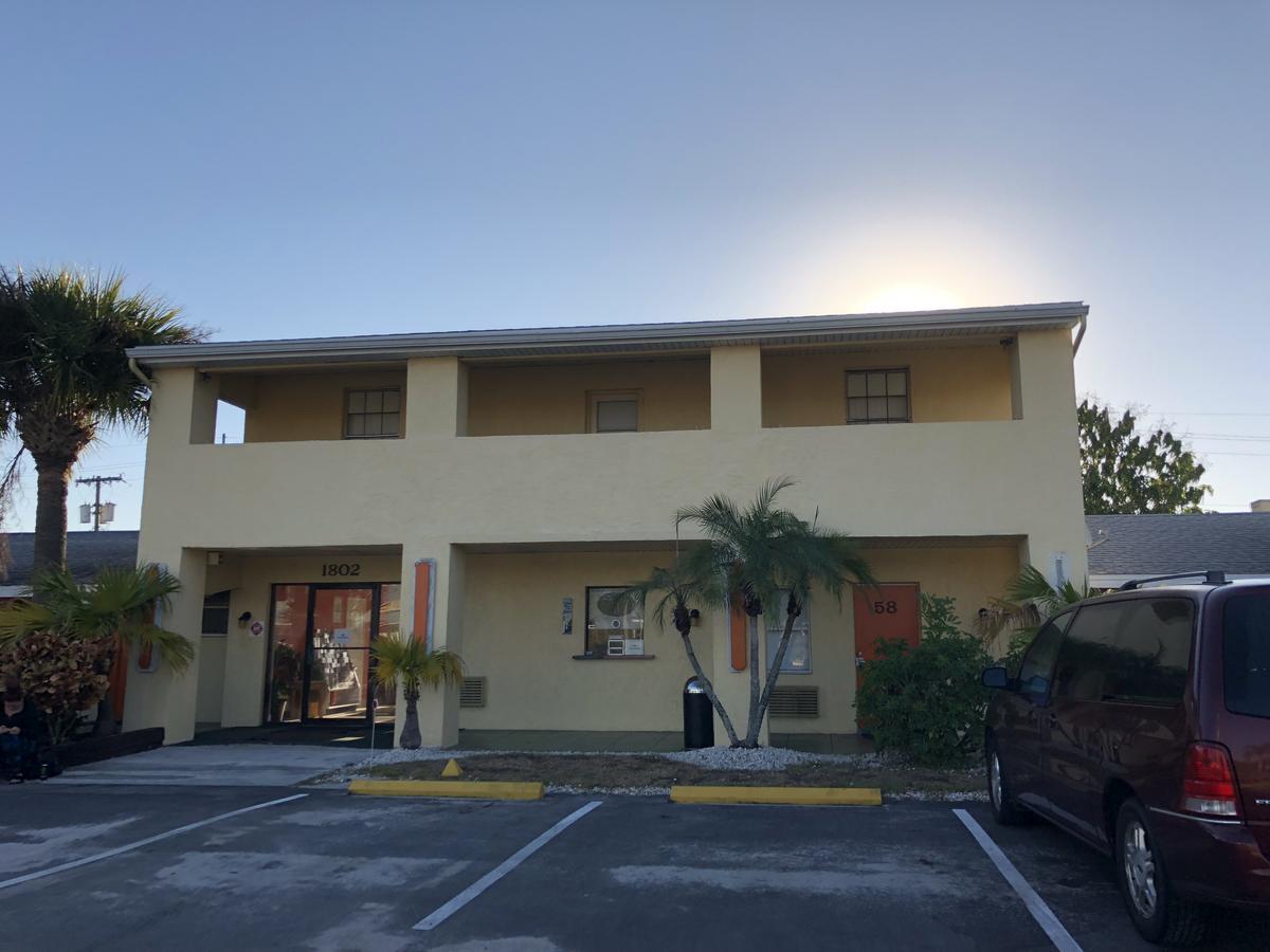 Sunset Inn- Fort Pierce, FL Extérieur photo